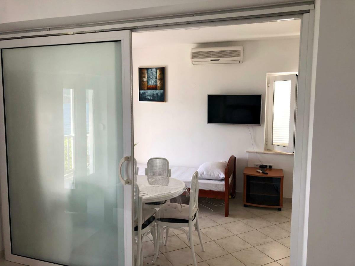 Apartments Lukrecia Неум Экстерьер фото